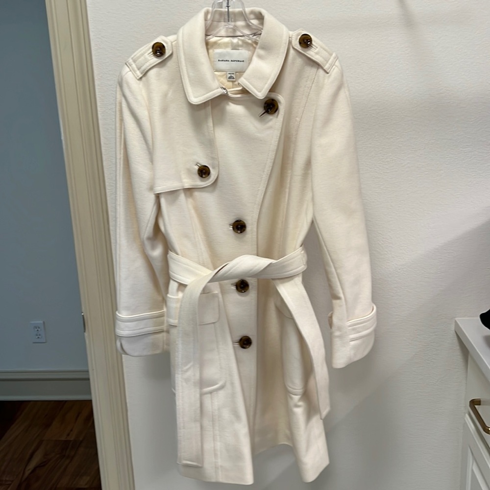 Banana Republic Cream Belted Coat